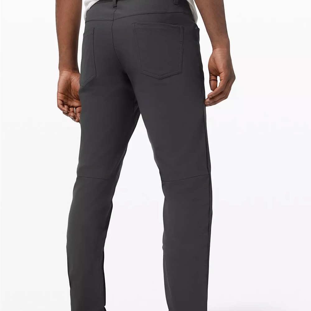 Lululemon Mens 32 pants 28” inseam dark gray obsidian warpsteam